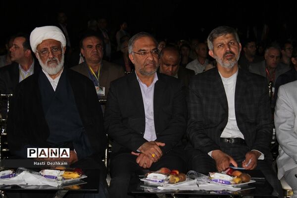 اجرای اختتامیه دومین جشنواره فرهنگی هنری معلمان هنرمند سراسر کشور
