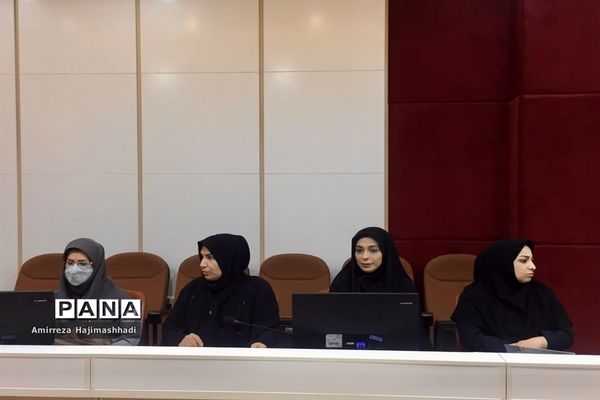 جلسه ستاد استانی فعالیت‌های تابستانه اوقات فراغت دانش‌آموزان