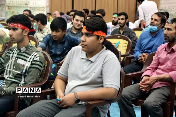 آیین تجلیل از برگزیدگان مسابقات قرآن، عترت و نماز ناحیه 4 قم