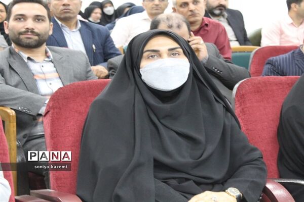 نشست مدیران مدارس ناحیه ۲ ساری