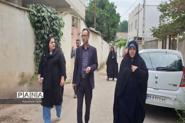 بازدید هنرجویان از گلخانه به‌مناسبت هفته جهاد کشاورزی در محمود‌آباد