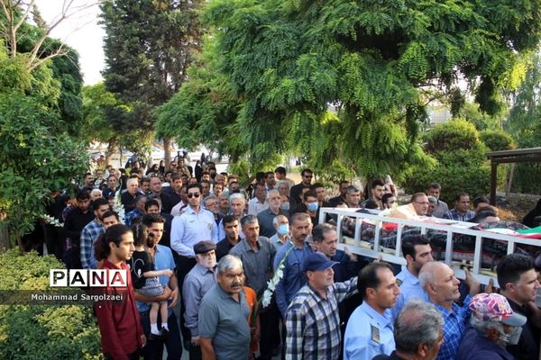 مراسم تشییع پیکر معلم بازنشسته و خیر مدرسه‌ساز