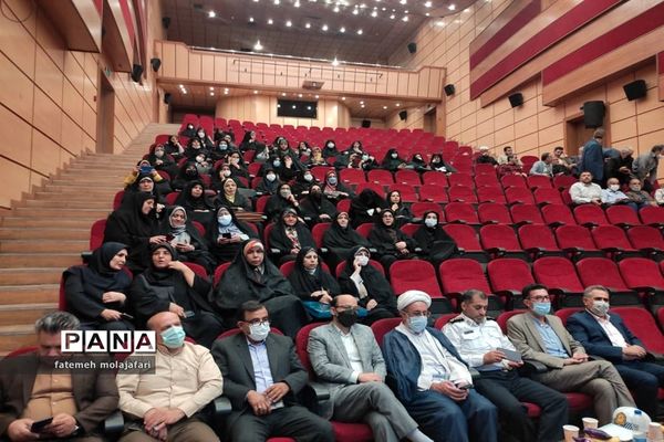 آیین معارفه مدیر جدید آموزش و پرورش منطقه ۱۰