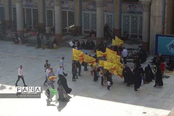 اجتماع هزاران نفری سرود سلام فرمانده در مسجد جمکران-1