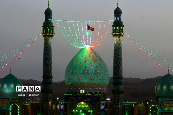 اجتماع هزاران نفری سرود سلام فرمانده در مسجد جمکران -2