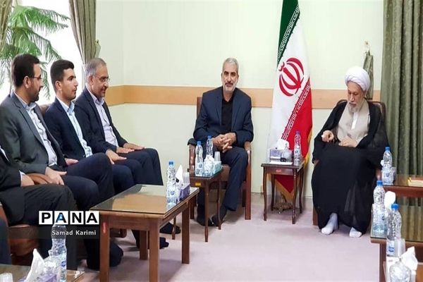دیدار وزیر آموزش و پرورش با نماینده ولی فقیه در استان فارس