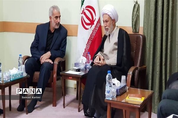 دیدار وزیر آموزش و پرورش با نماینده ولی فقیه در استان فارس