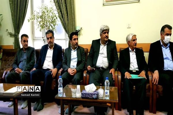 دیدار وزیر آموزش و پرورش با نماینده ولی فقیه در استان فارس