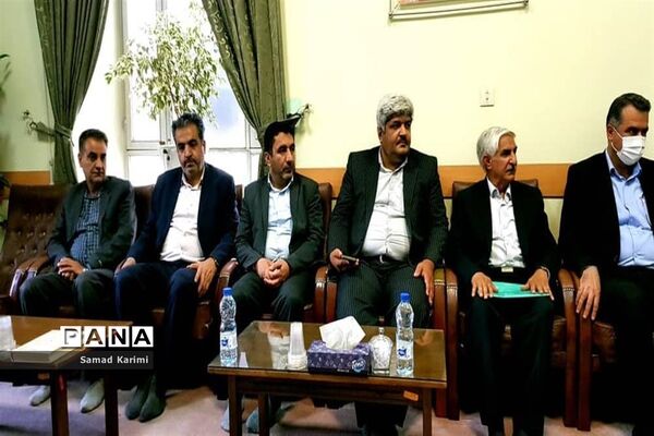دیدار وزیر آموزش و پرورش با نماینده ولی فقیه در استان فارس