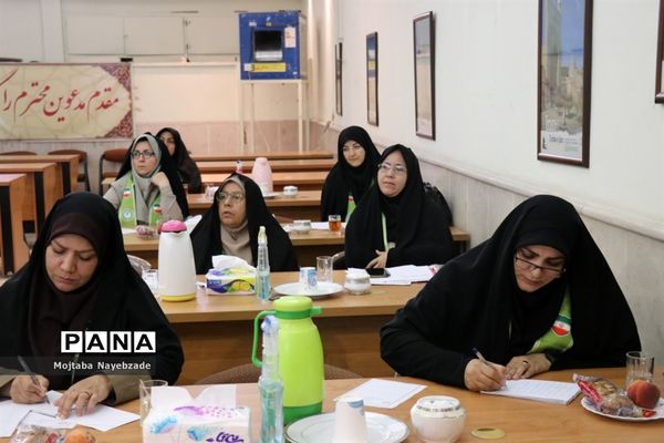 نشست مدرسان سازمان دانش‌آموزی خراسان رضوی