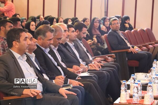 دیدار وزیر آموزش و پرورش با جمعی از معلمان و مدیران آموزش و پرورش استان فارس