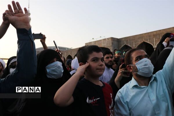 همخوانی سرود سلام فرمانده در مسجد مقدس جمکران-3