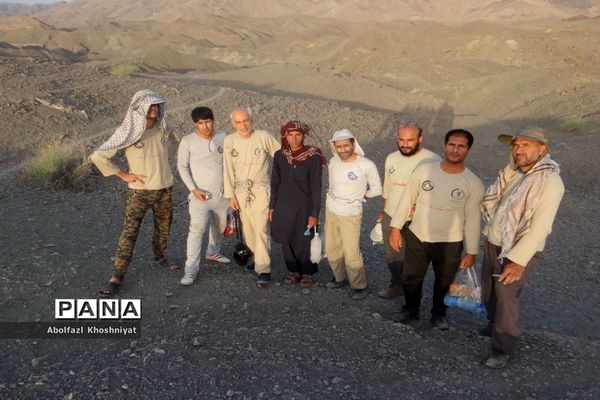 دهمین مرحله اردوی گروه جهادی ایثارگران بدون مرز استان بوشهر