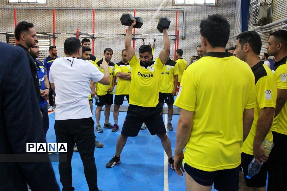 رقابت آتش‌نشانان در مرحله فینال مسابقات کراس‌فیت کشور