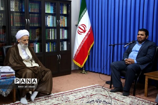 دیدار دبیر شورای هماهنگی مبارزه با مواد مخدر مازندران با نماینده ولی فقیه