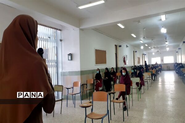 رقابت ۳۳۰ دانش‌آموز در آزمون مدارس نمونه دولتی