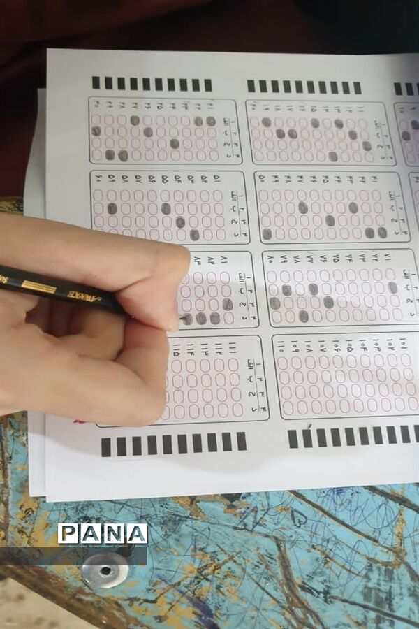 رقابت ۳۳۰ دانش‌آموز در آزمون مدارس نمونه دولتی