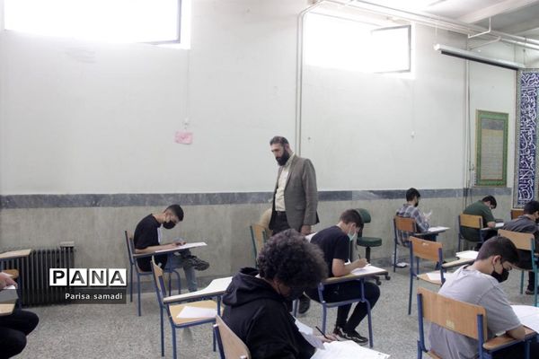 بازدید از روند برگزاری آزمون ورودی مدارس فرهنگ در آموزش و پرورش منطقه ۱۳ تهران