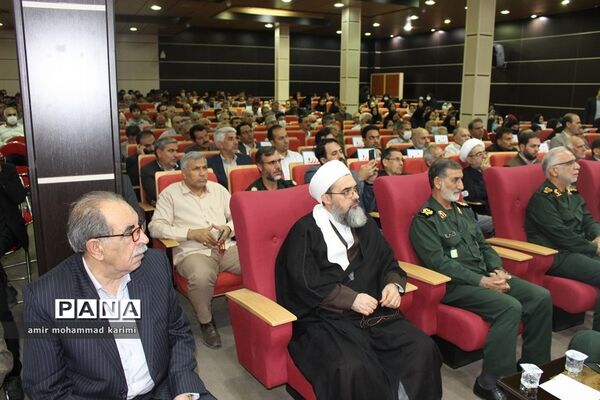 همایش گرامیداشت روز ملی اصناف با حضور پررنگ دانش‌آموزان پیشتاز و خبرنگاران پانا