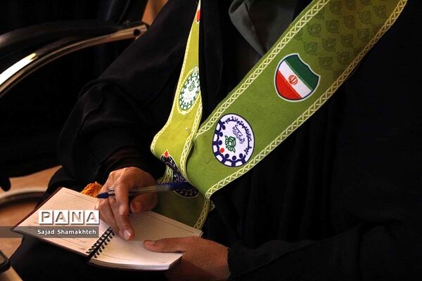 نشست کارگروه استانی فعالیت‌های تابستانه سازمان دانش‌آموزی خوزستان