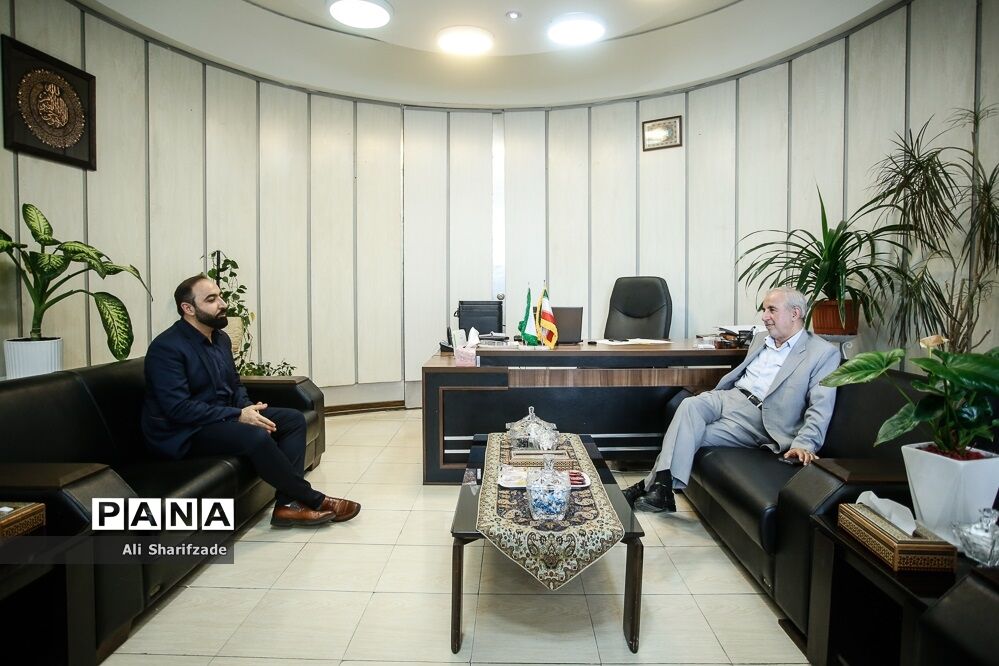 دیدار نماینده مردم رشت با قائم مقام معاون وزیر در سازمان دانش‌آموزی کشور
