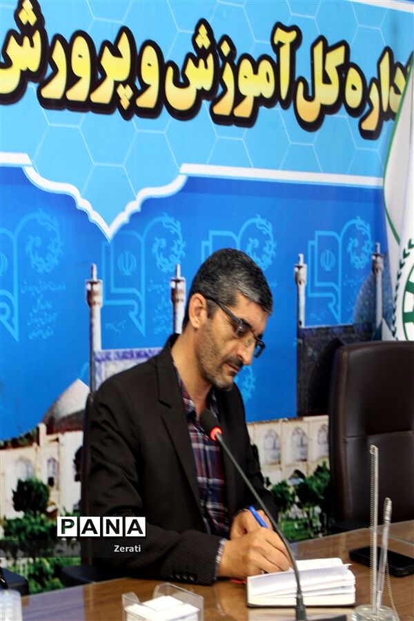 گردهمایی حضوری و مجازی دانش آموزان دختر  خبرنگار خبرگزاری پانا استان اصفهان