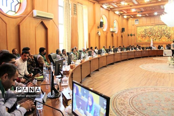 دیدار قائم مقام معاون وزیر در سازمان دانش‌آموزی کشور با مربیان پیشتاز سازمان دانش‌آموزی فارس
