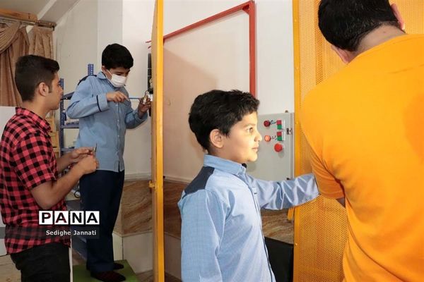 حضور معاون آموزش ابتدایی اداره‌کل آموزش و پرورش فارس در جمع فرهنگیان آباده