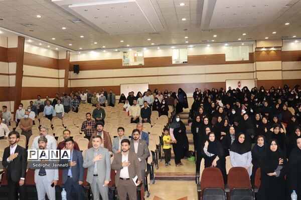 حضور معاون آموزش ابتدایی اداره‌کل آموزش و پرورش فارس در جمع فرهنگیان آباده