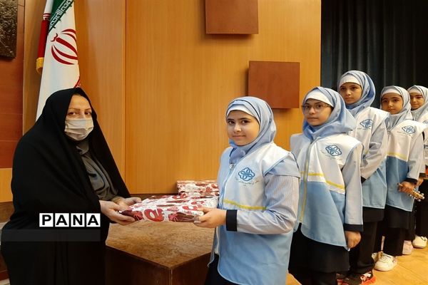 آیین اختتامیه ششمین جشنواره سفیران سلامت و مسابقات بهداشتی آموزش و پرورش ناحیه ۶ مشهد