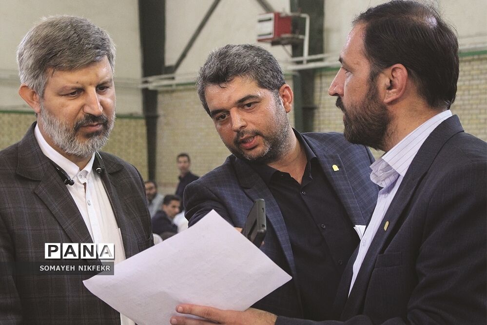 بازدید معاون پرورشی و فرهنگی وزارت آموزش و پرورش از رویداد ایده‌پردازی پیشخان
