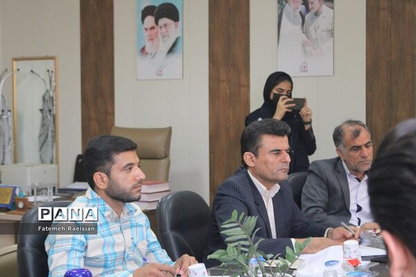جلسات میز شهرستان‌ها و مناطق معاونت پرورشی و فرهنگی استان بوشهر