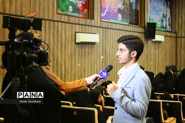 اولین نشست نمایندگان یازدهمین دوره مجلس دانش‌آموزی استان فارس