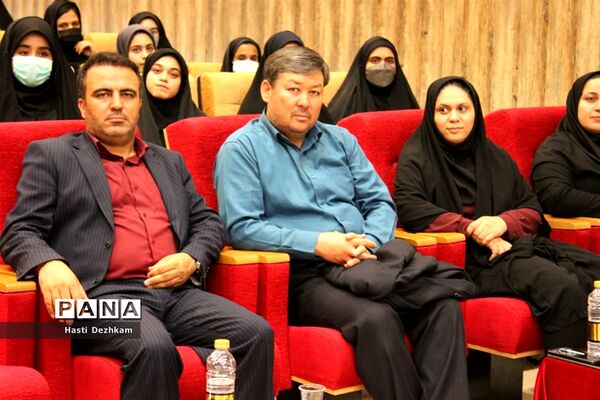 اولین نشست نمایندگان یازدهمین دوره مجلس دانش‌آموزی استان فارس