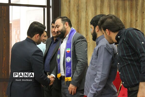 اولین نشست نمایندگان یازدهمین دوره مجلس دانش‌آموزی استان فارس