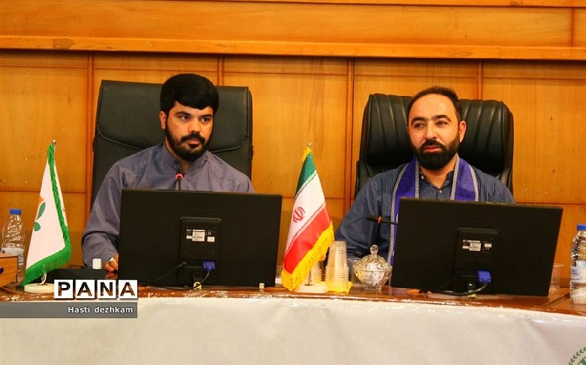 تعصب روی هیچ نمادی پذیرفته نیست و فقط حفظ هویت سازمان دانش‌آموزی اولویت دارد