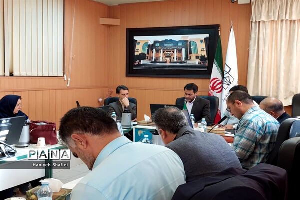 نشست عوامل اجرایی برگزاری کنکور سراسری ناحیه یک شیراز