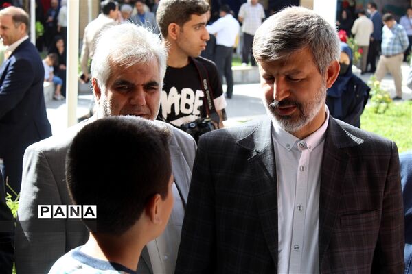 نمایشگاه فعالیت‌های تابستانی