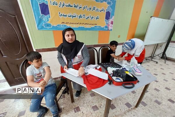 بازدید معاون پرورشی و فرهنگی وزارت آموزش و پرورش از اردوگاه امام خمینی زنجان