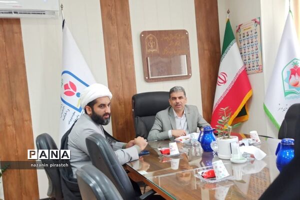 نشست معاون فرهنگی، آموزش و پژوهش اداره‌کل تبلیغات اسلامی بوشهر با معاونت پرورشی و فرهنگی آموزش و پرورش استان بوشهر