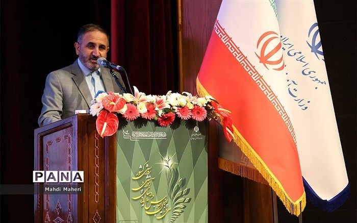 آموزش و پرورش در سلامت اداری جزو سالم‌ترین دستگاه‌های اجرایی است