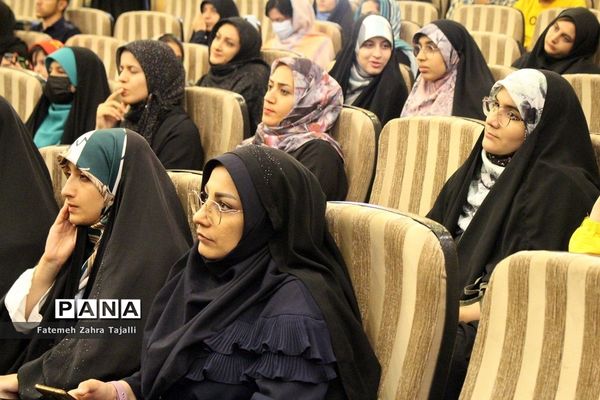 کارگاه آموزشی «روی صحنه زندگی کن »در استان سمنان