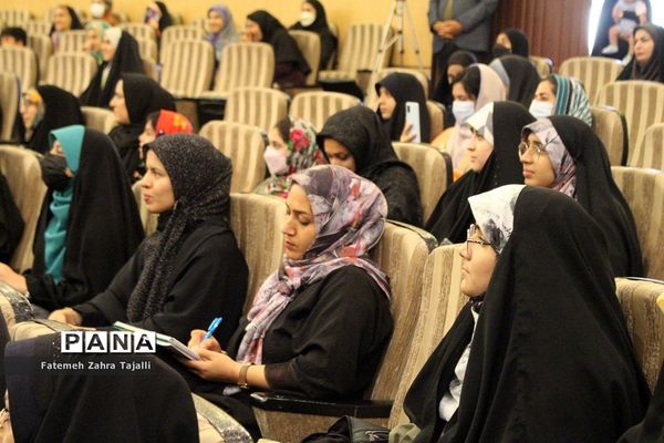 کارگاه آموزشی «روی صحنه زندگی کن »در استان سمنان