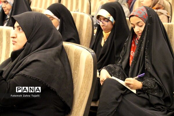 کارگاه آموزشی «روی صحنه زندگی کن »در استان سمنان