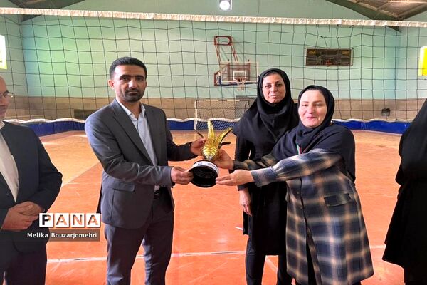 جشنواره فرهنگی ورزشی فرهنگیان استان بوشهر رشته والیبال بانوان