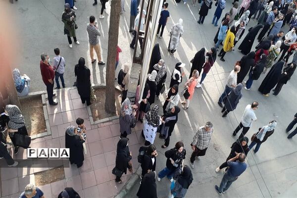 دومین  روز از کنکور  سراسری ۱۴۰۱ در البرز