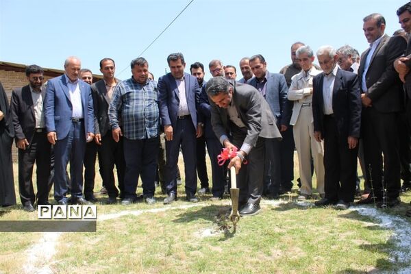 آیین کلنگ‌زنی دبستان شهید معصومی