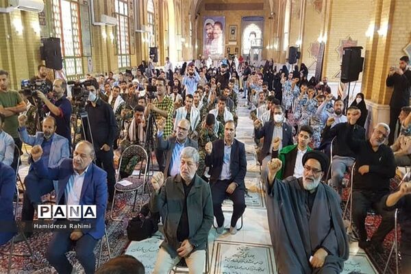 آیین گلریزان و عطرافشانی مزار شهدای هفتم تیر و یادمان شهدای ۷۲ تن