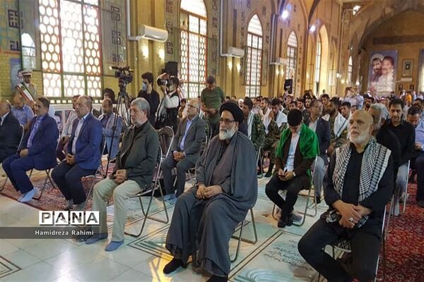 آیین گلریزان و عطرافشانی مزار شهدای هفتم تیر و یادمان شهدای ۷۲ تن