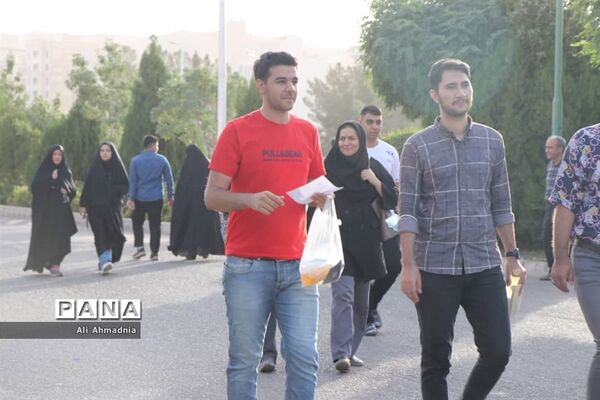 رقابت دانش‌آموزان در کنکور رشته تجربی-2